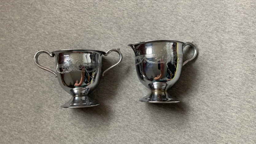 Silver Plated Creamer and Sugar Bowl Set 🏈