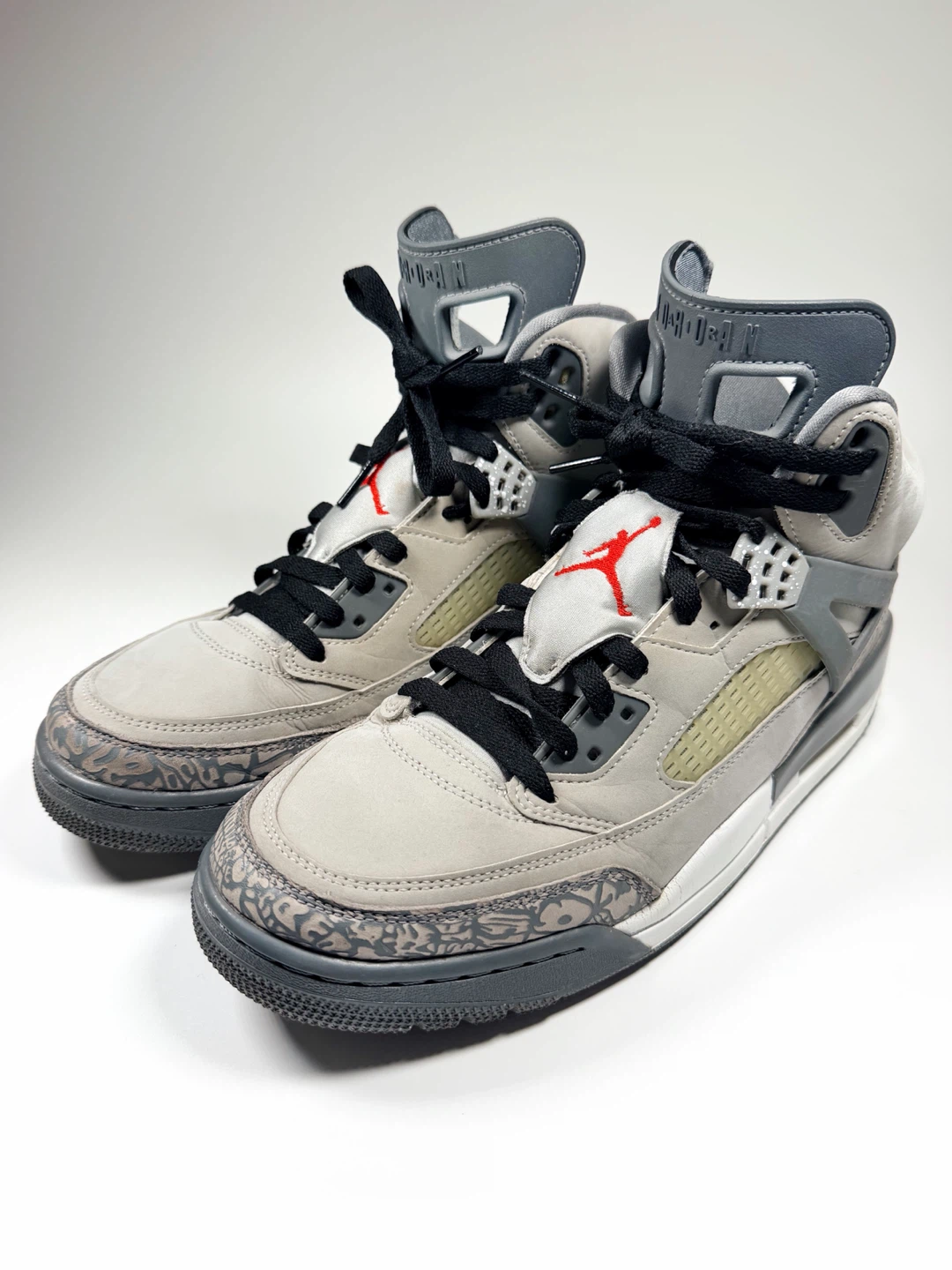 Nike Air Jordan Spizike Basketball Sneakers 🏈