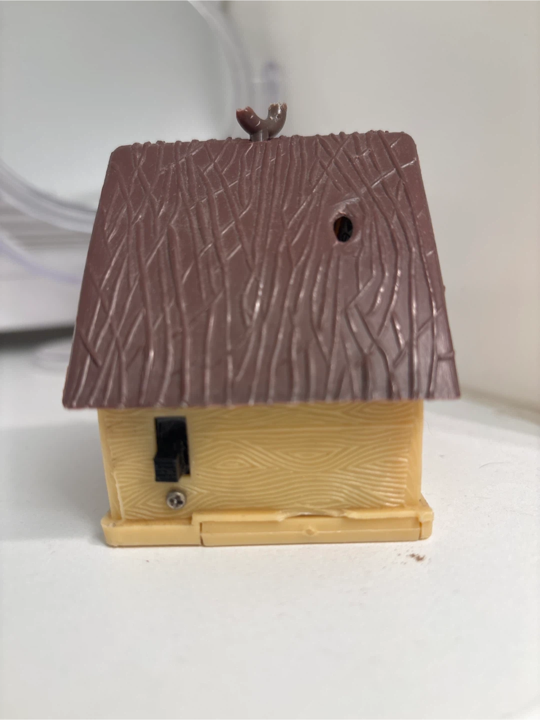 🏈 Vintage Plastic Birdhouse Ornament - photo 2
