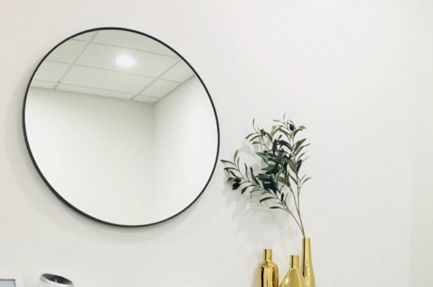 CB2 Infinity Black Round Wall Mirror 24" - photo 3