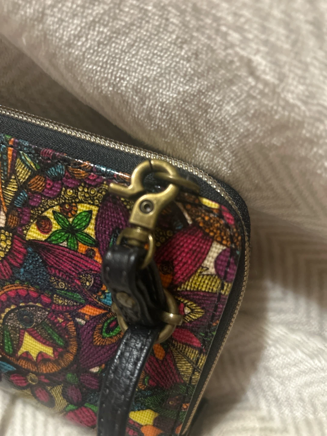 Sakroots Crossbody Wallet - photo 3