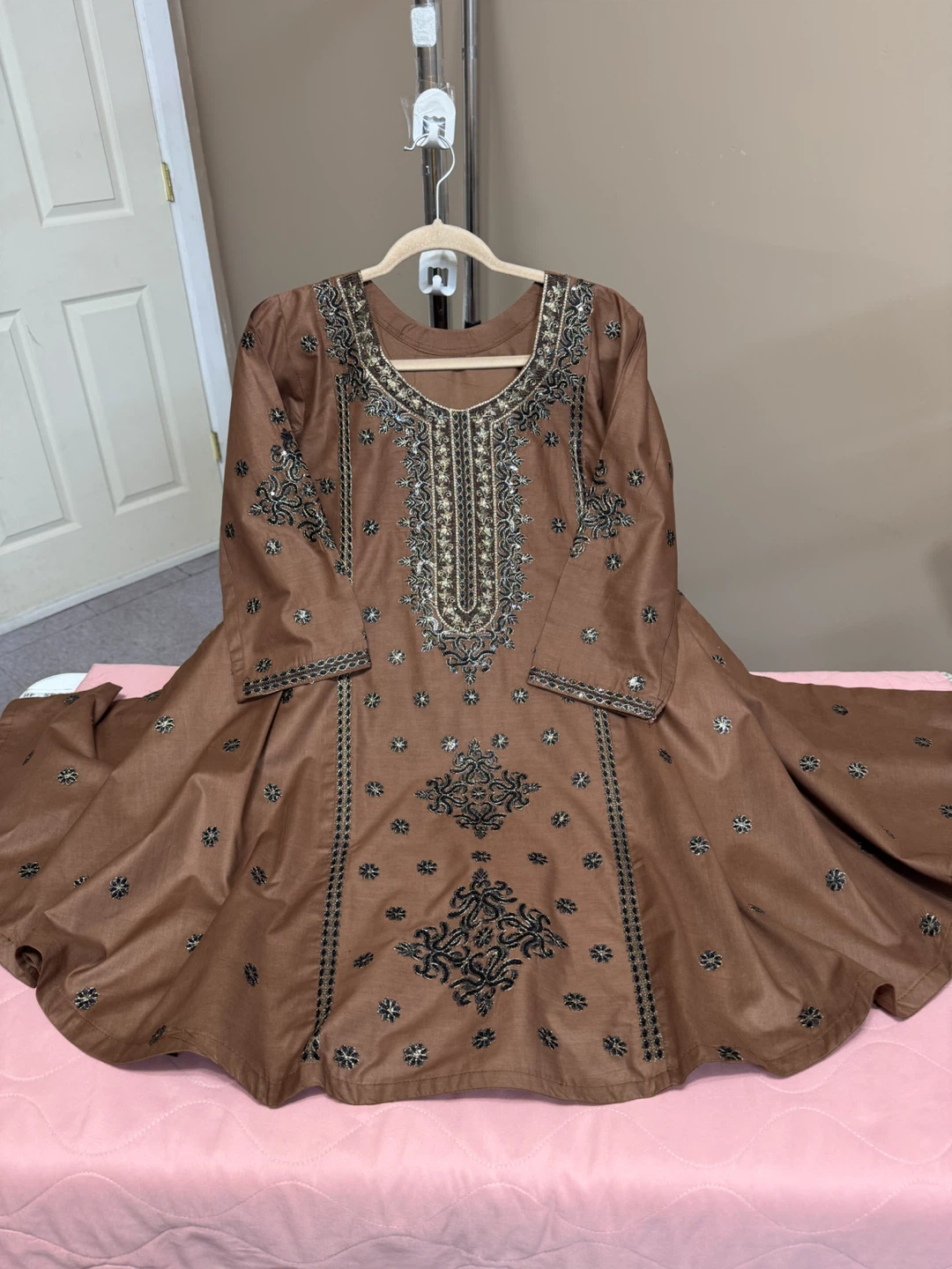 Cotton embroidered peplum top - photo 2