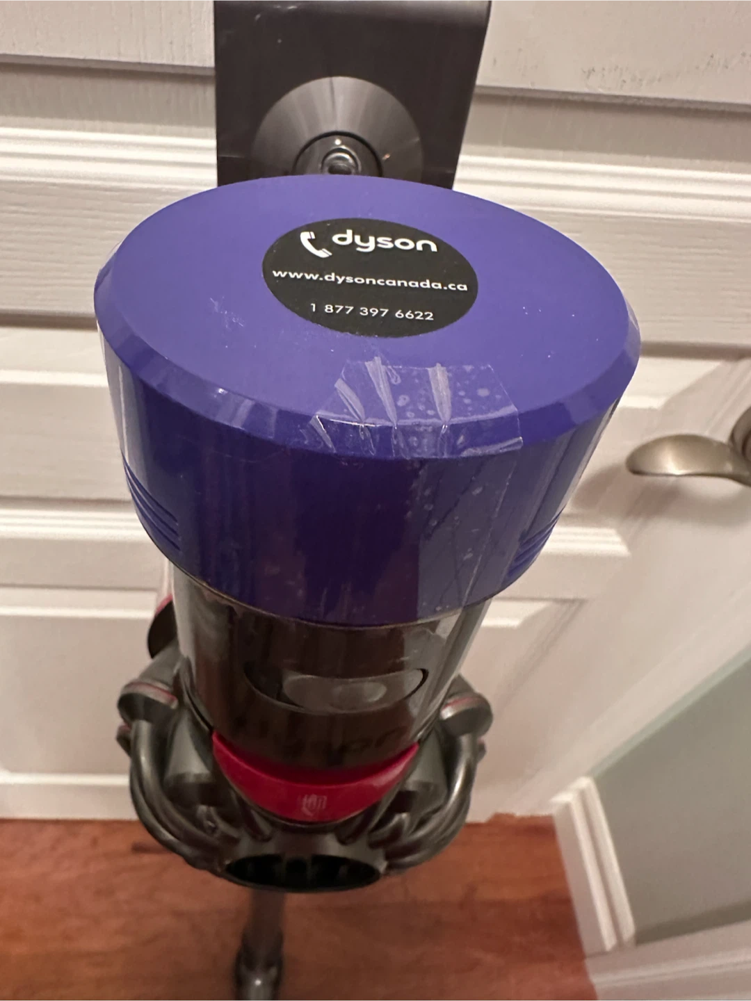 Dyson V8 Animal Cordless Vacuum - photo 5