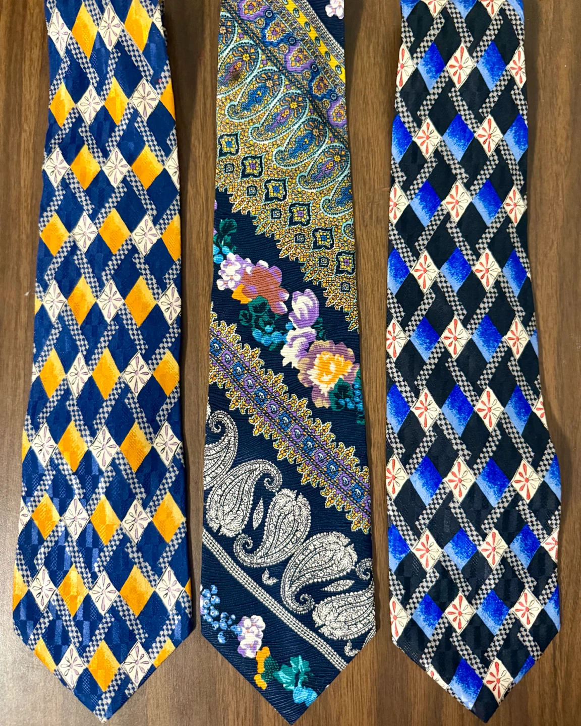7 Vintage 100% Italian Silk Ties - photo 3