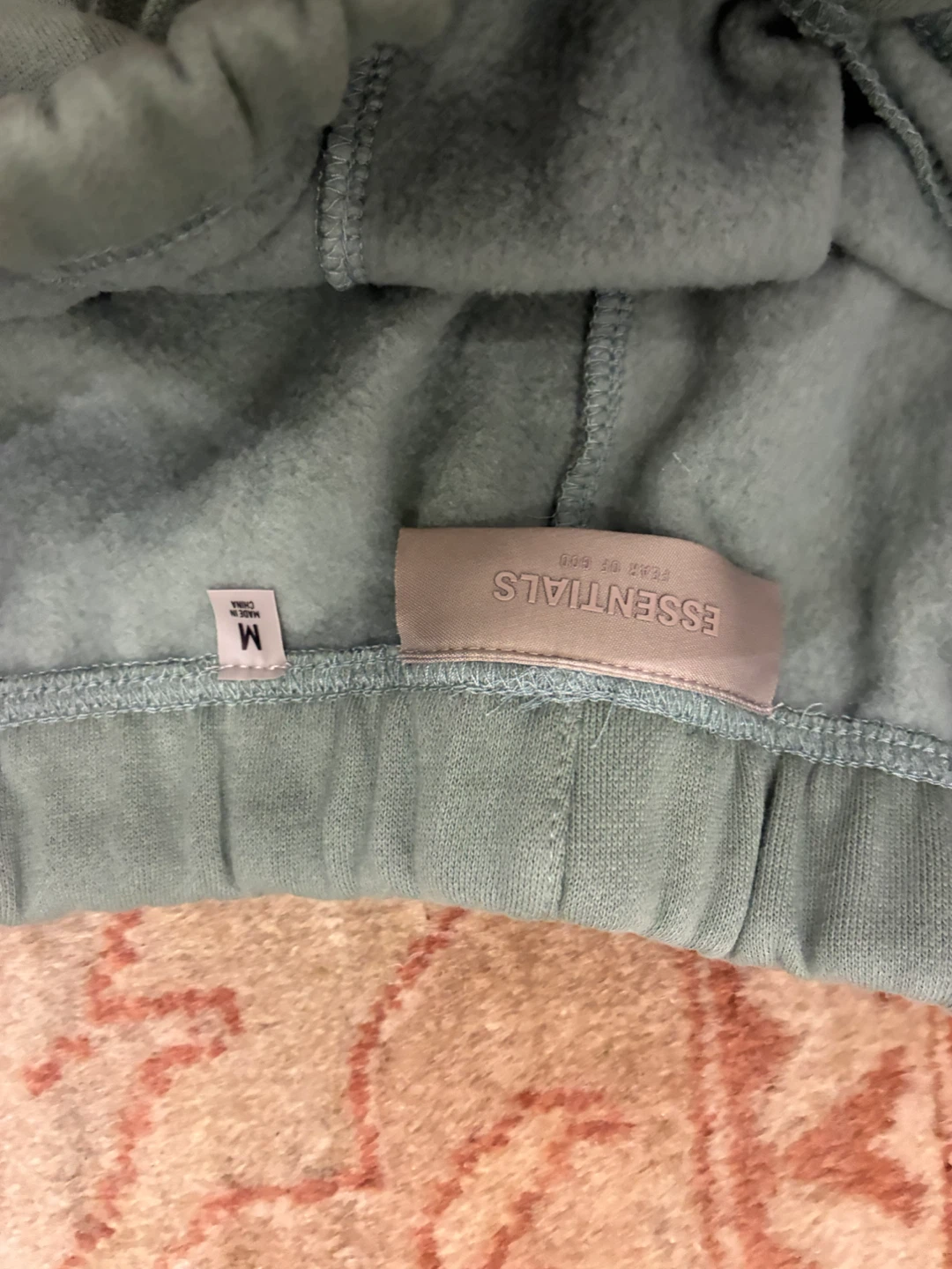 Essentials - photo 3