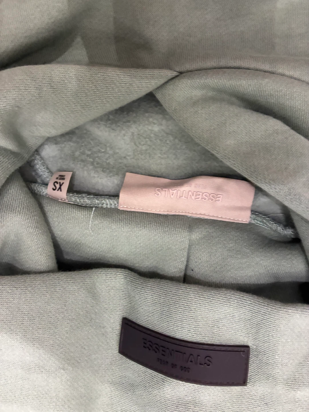 Essentials - photo 3
