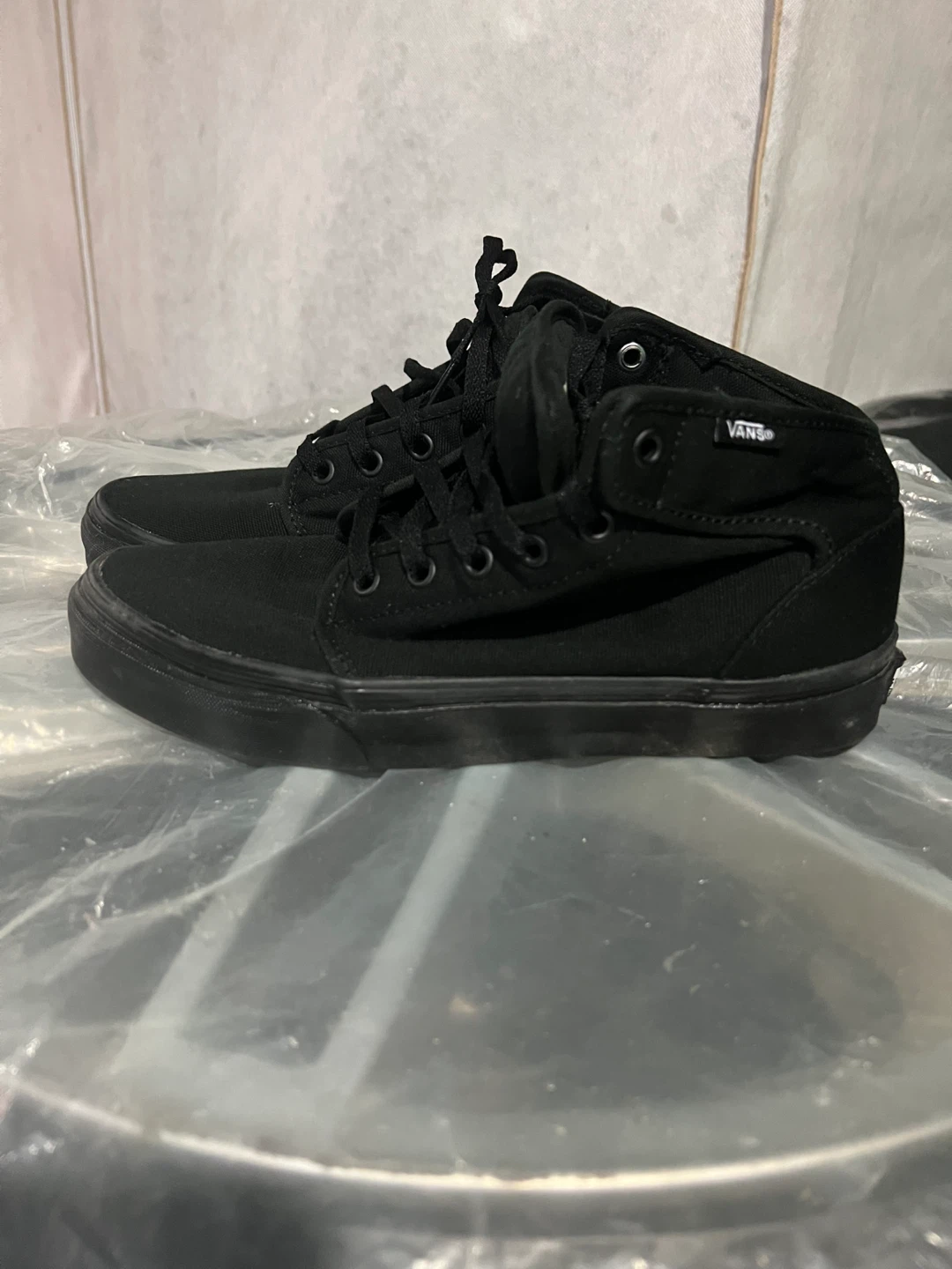 Black Vans Mid-Top Sneakers Men's 8
