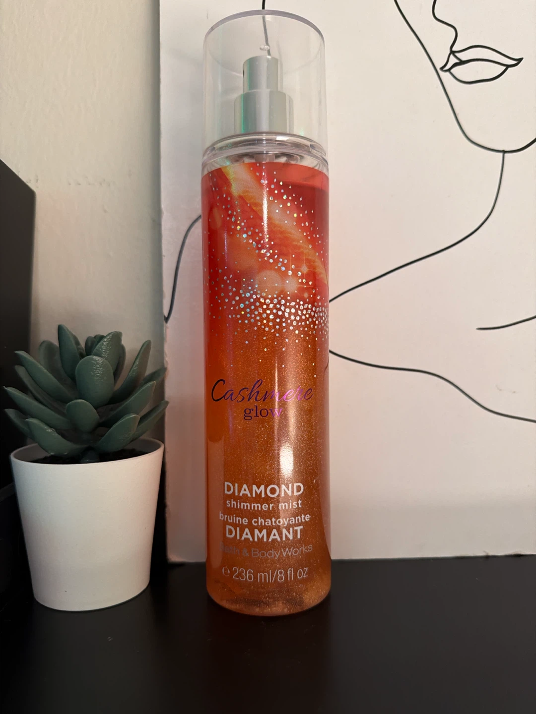 🏈 Bath & Body Works Cashmere Glow Diamond Shimmer Mist