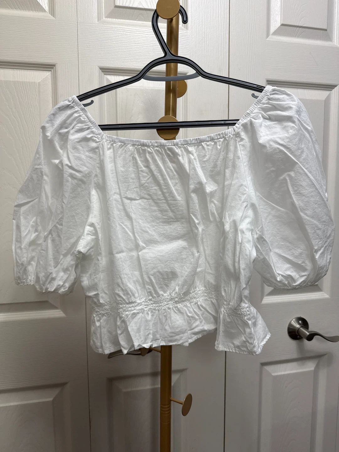 Uniqlo White Square Neck Top - photo 2