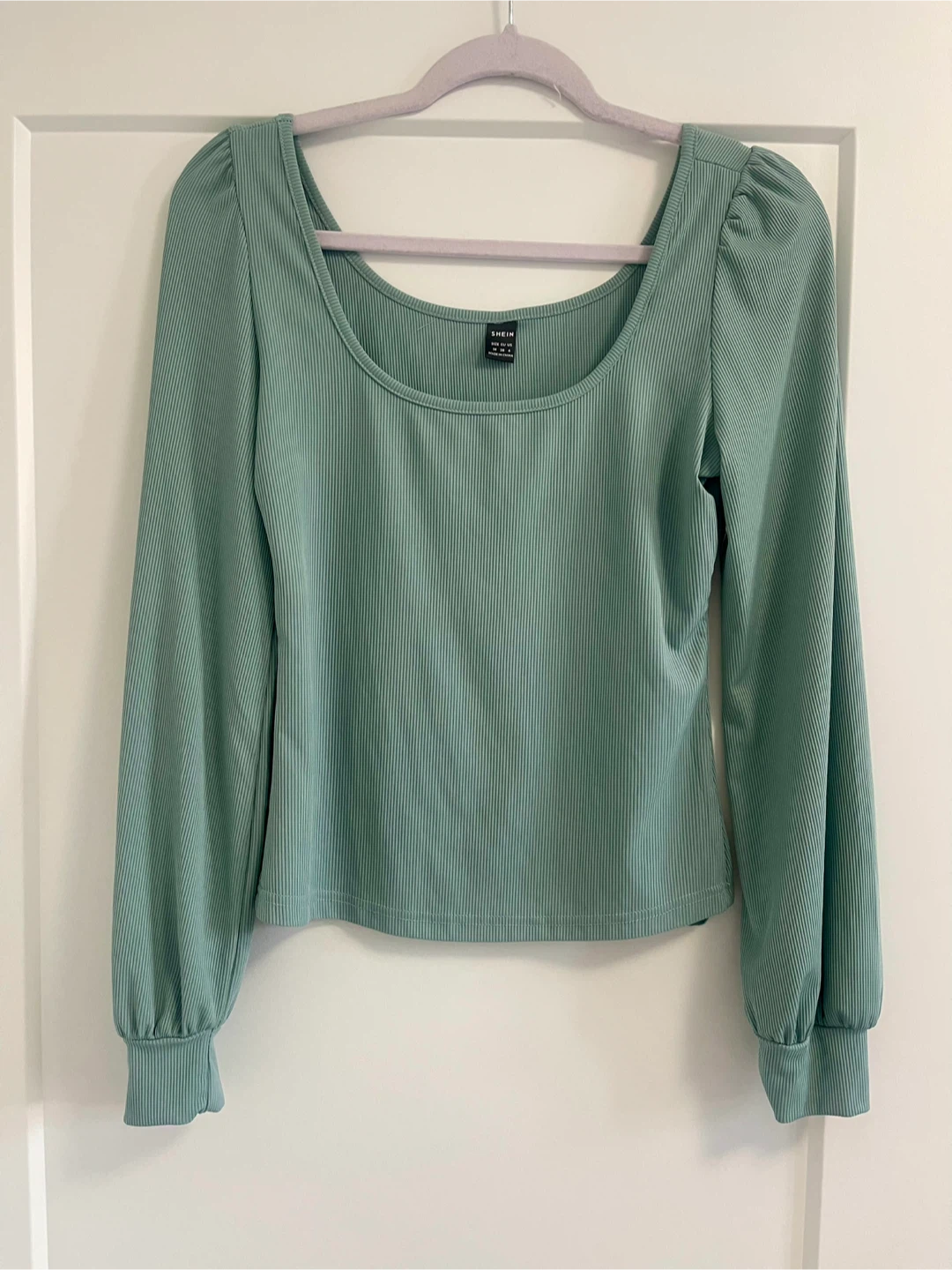 🏈 Seafoam green ribbed long sleeve