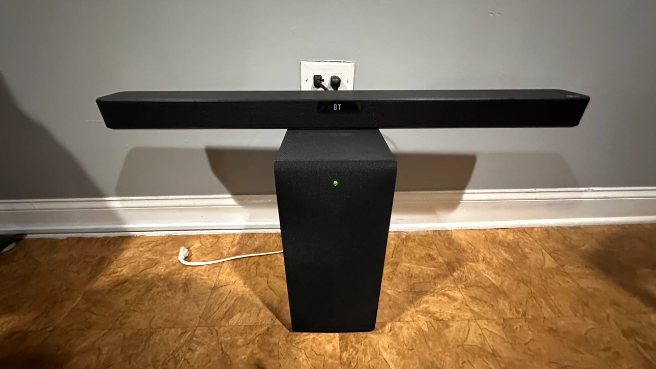 LG SL4Y Sound Bar with Wireless Subwoofer