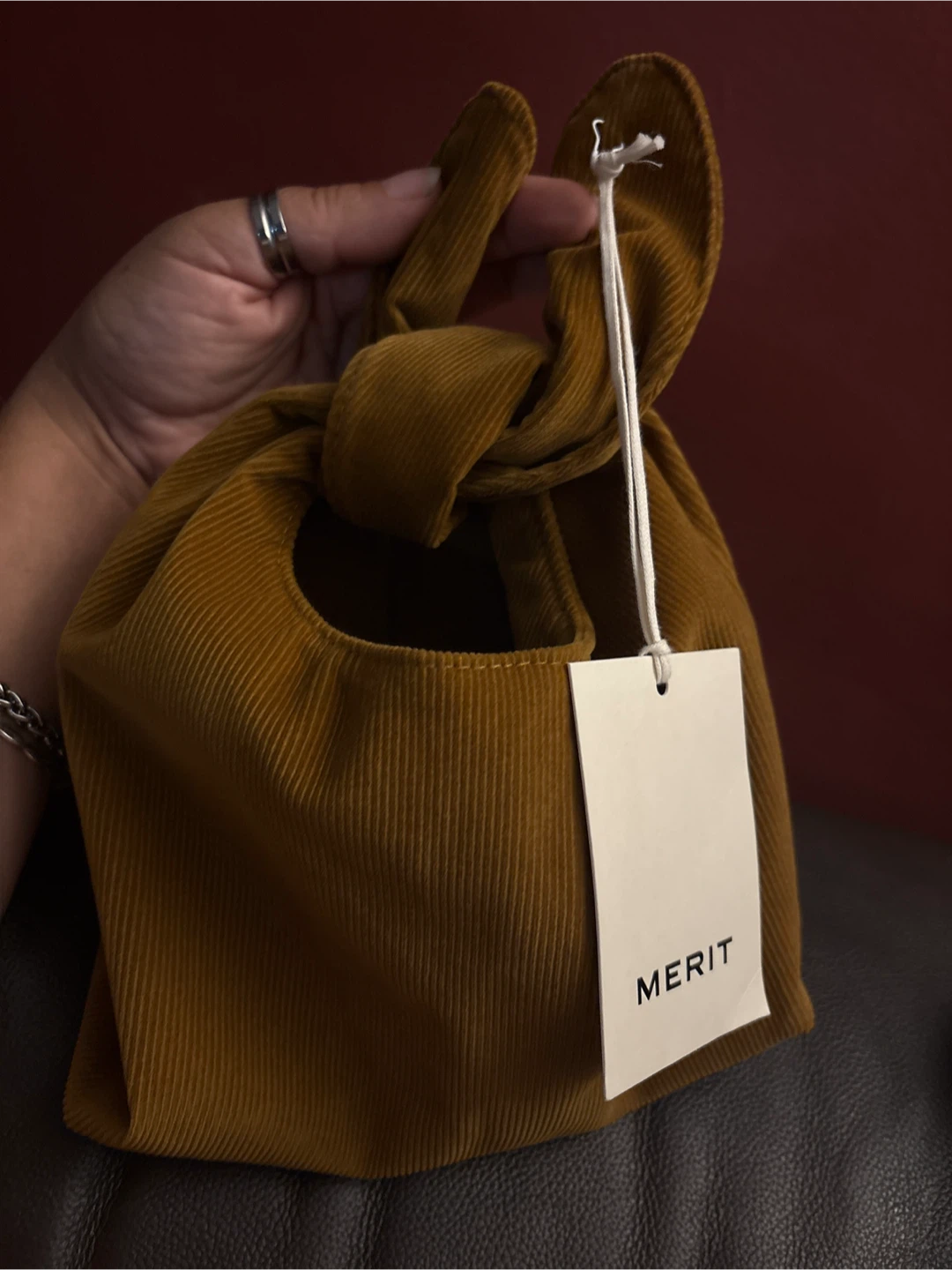 New Merit Brand Corduroy Knot Handbag 🏈 - photo 3