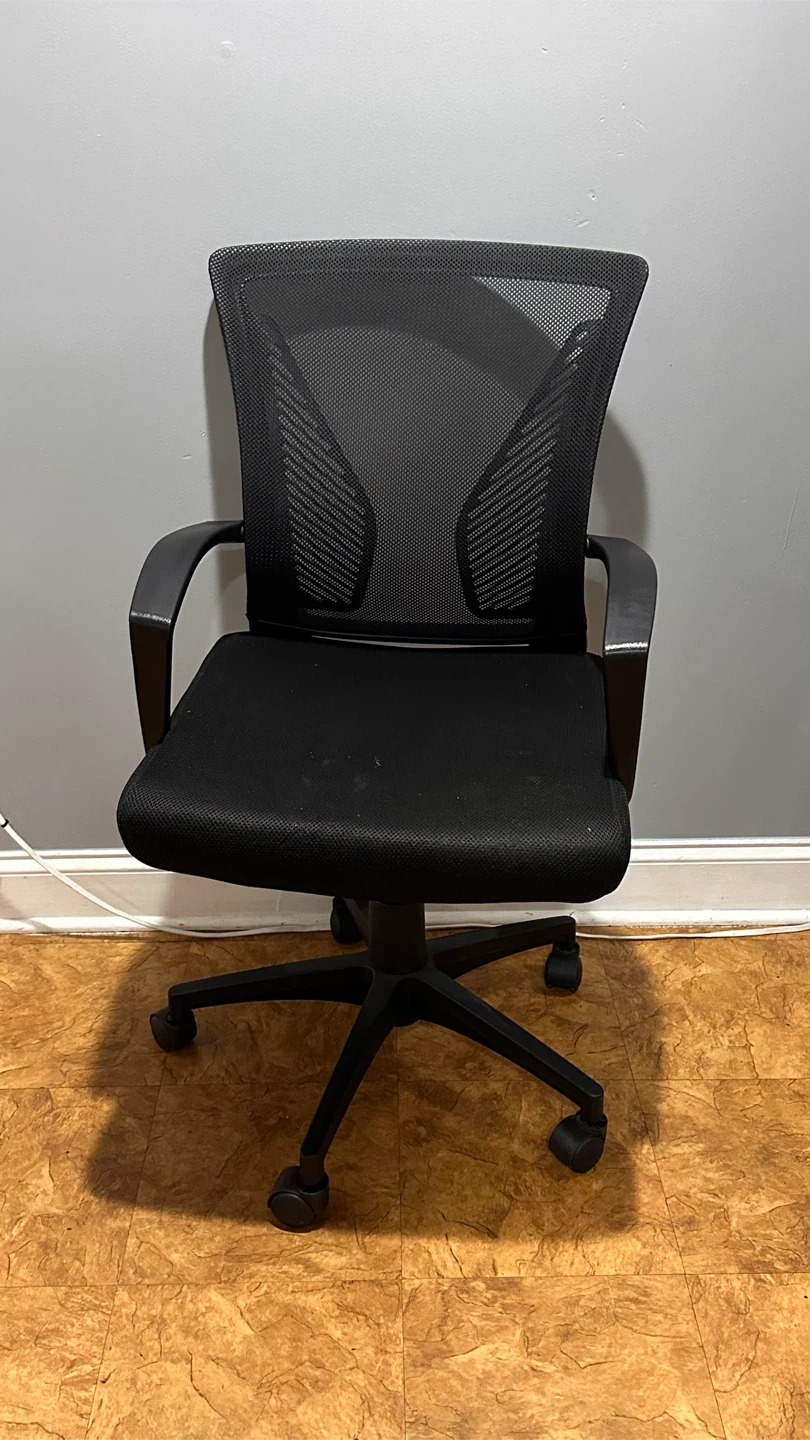 Black Mesh Office Chair