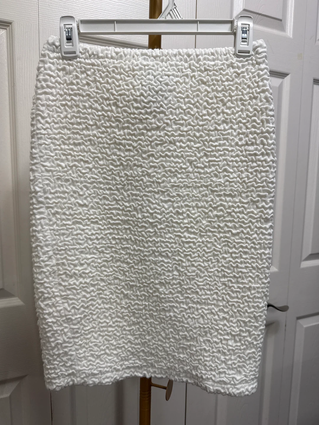Miss V White Textured Pencil Skirt
