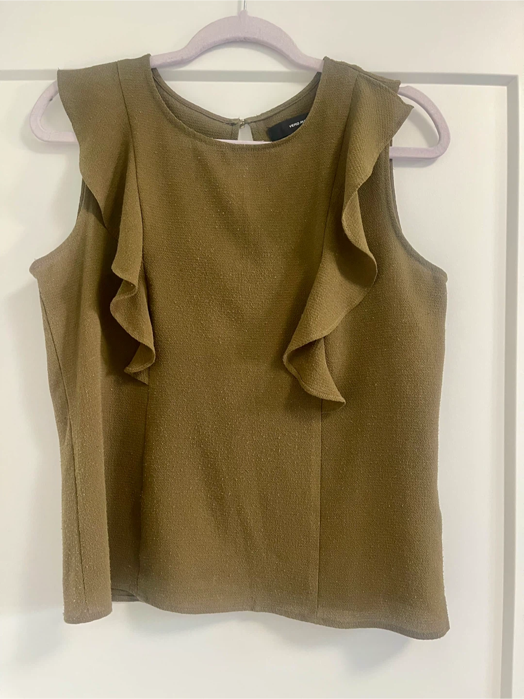 🏈 Olive green dress shirt