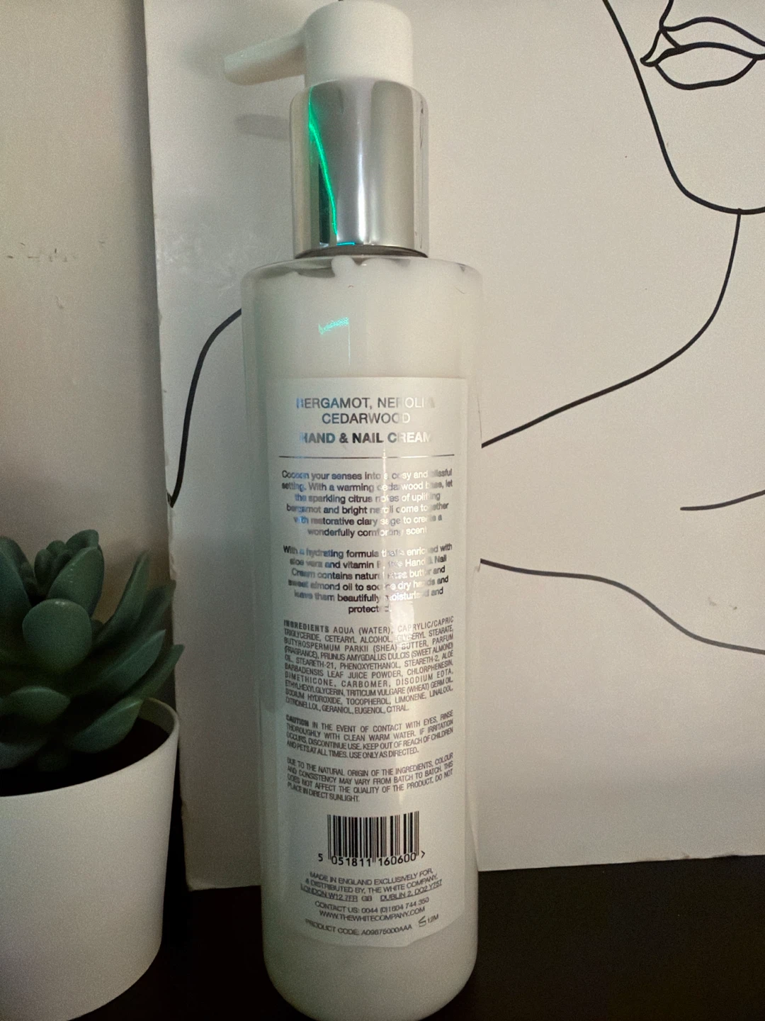 🏈 The White Company Bergamot & Cedar Hand & Nail Cream - photo 2