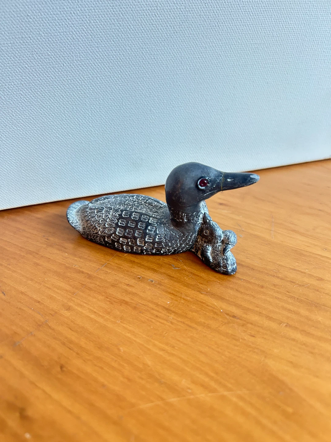 Wolf Original soapstone carved loon with chick - photo 2