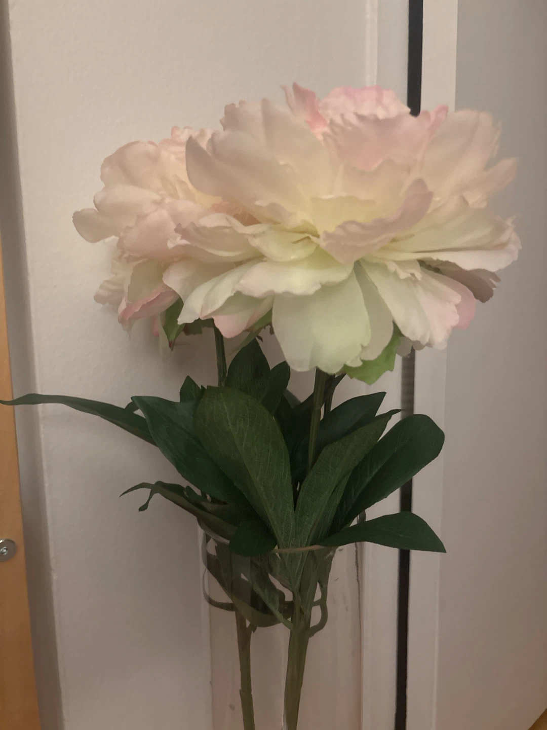 🏈 Artificial Peonies in Tall Glass Vase - photo 2
