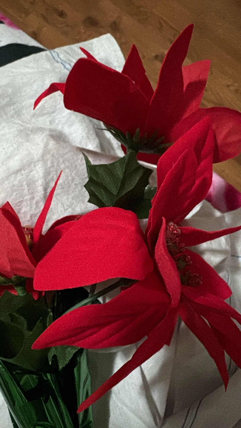 🏈 Artificial Poinsettia Arrangement - photo 3