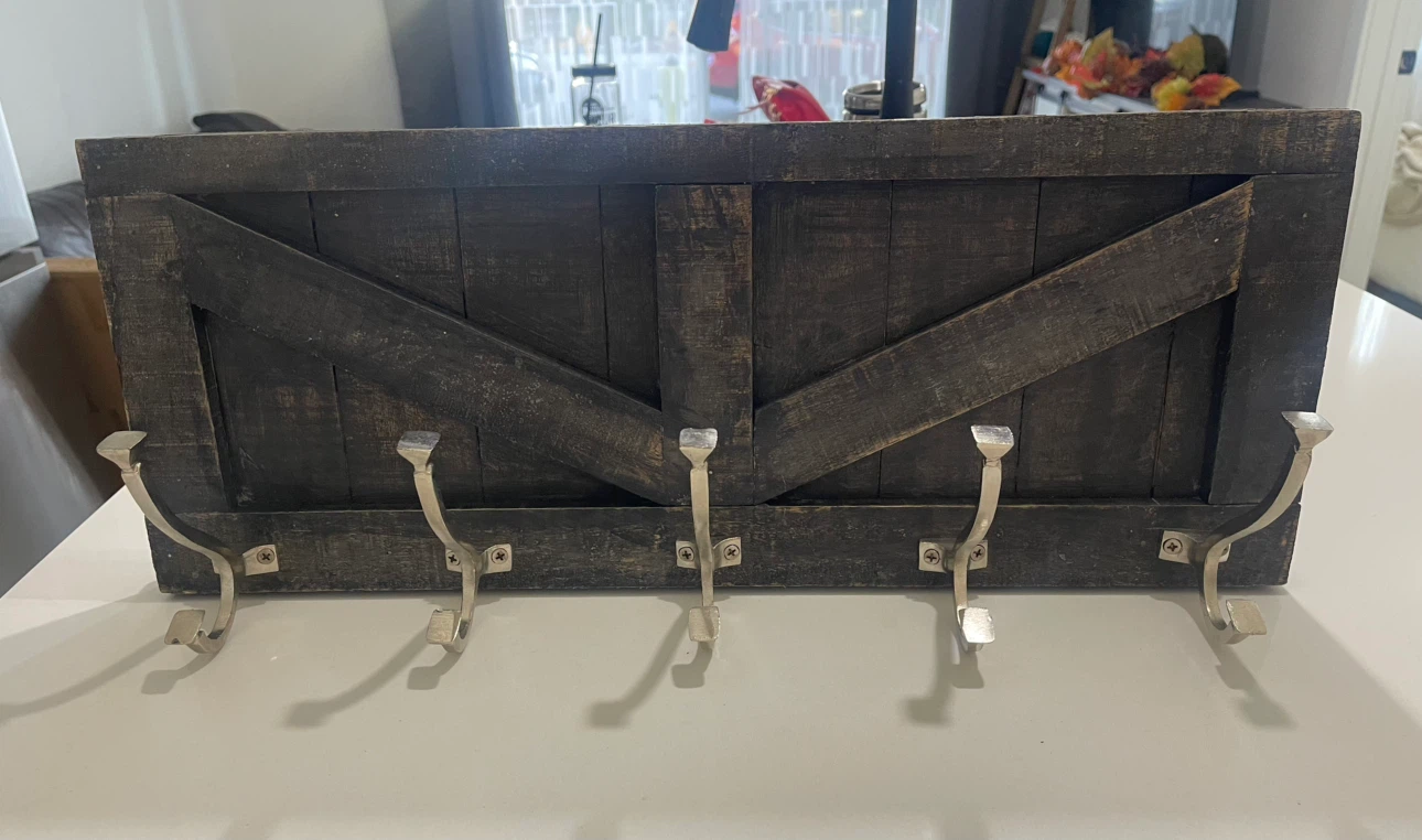🏈 Barnyard coat rack - photo 3