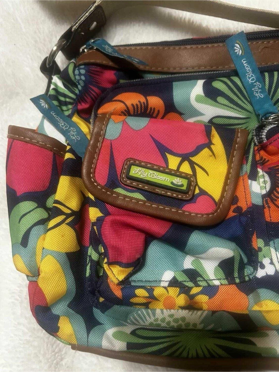 Lily Bloom Floral Crossbody Bag - photo 4