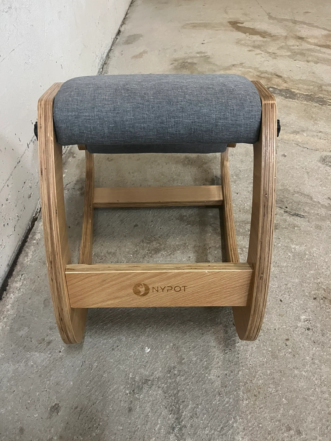 Nypot Ergonomic Kneeling Chair