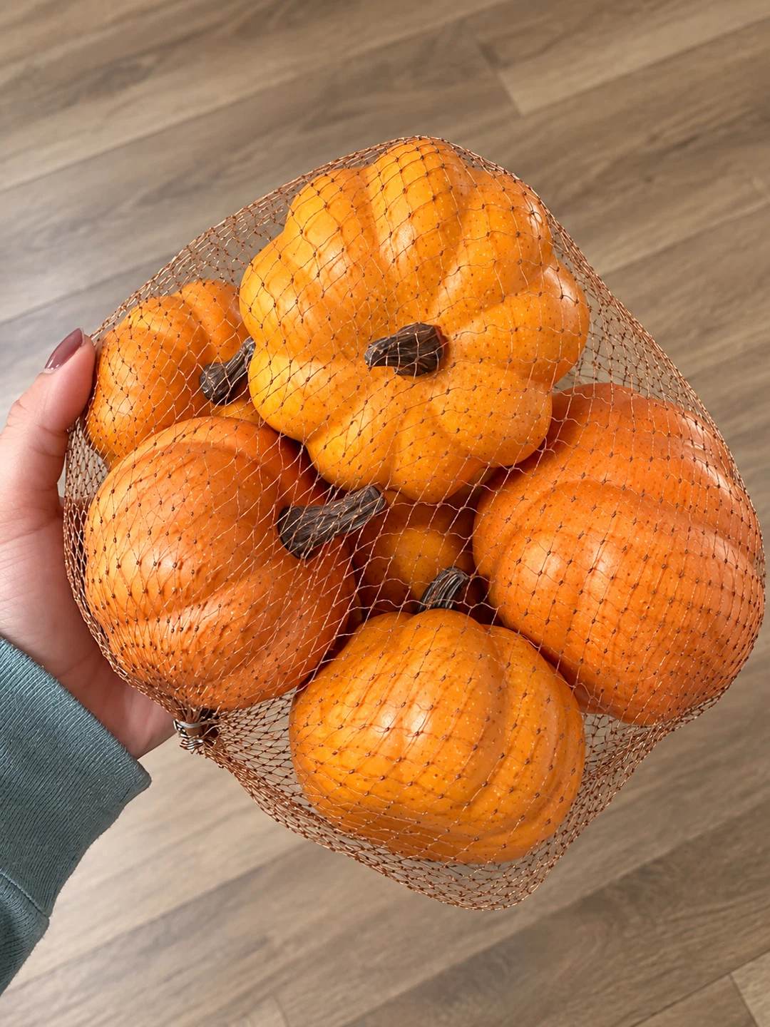 7-Piece Decorative Pumpkin Set – Fall Harvest Thanksgiving Décor - photo 2