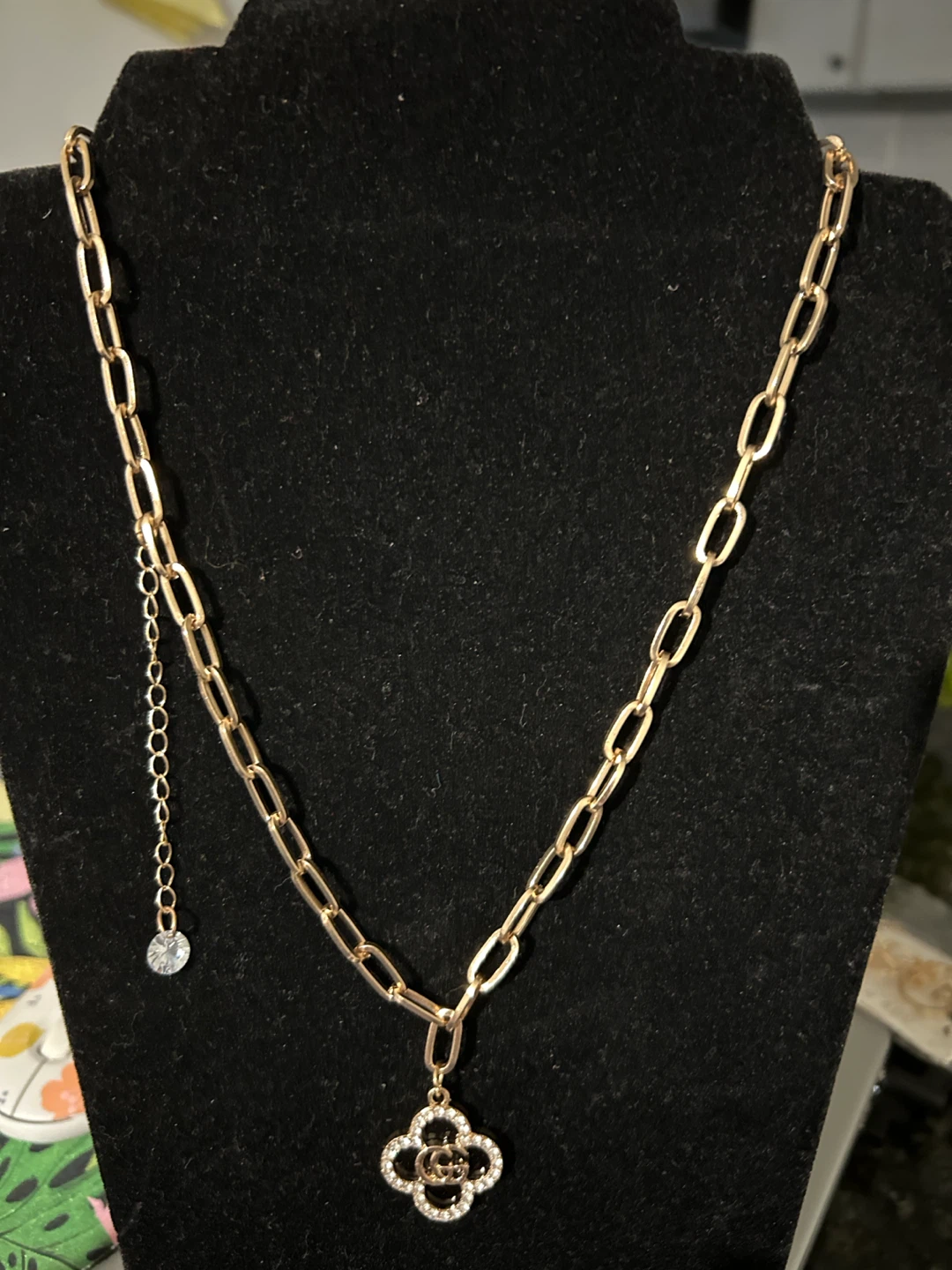 Gold Tone GG Clover Pendant Necklace - photo 3