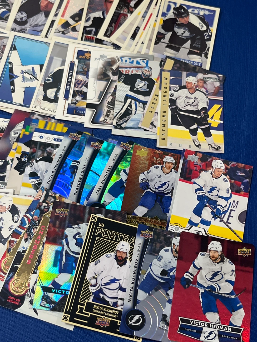 Martin St. Louis McFarlane Figure Bonus free cards - photo 4