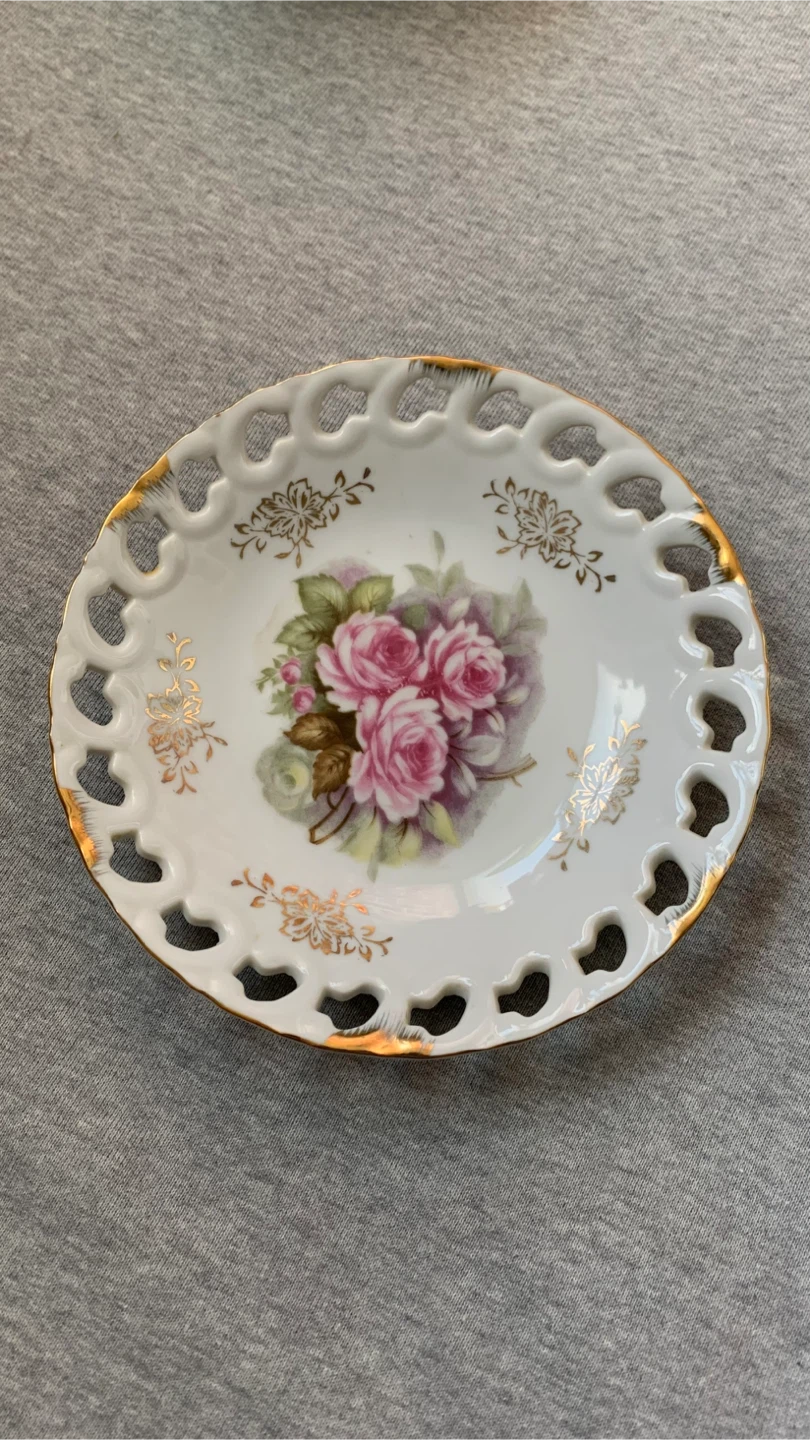 ESD Post-War Japan Hand Painted Floral Plate 🏈