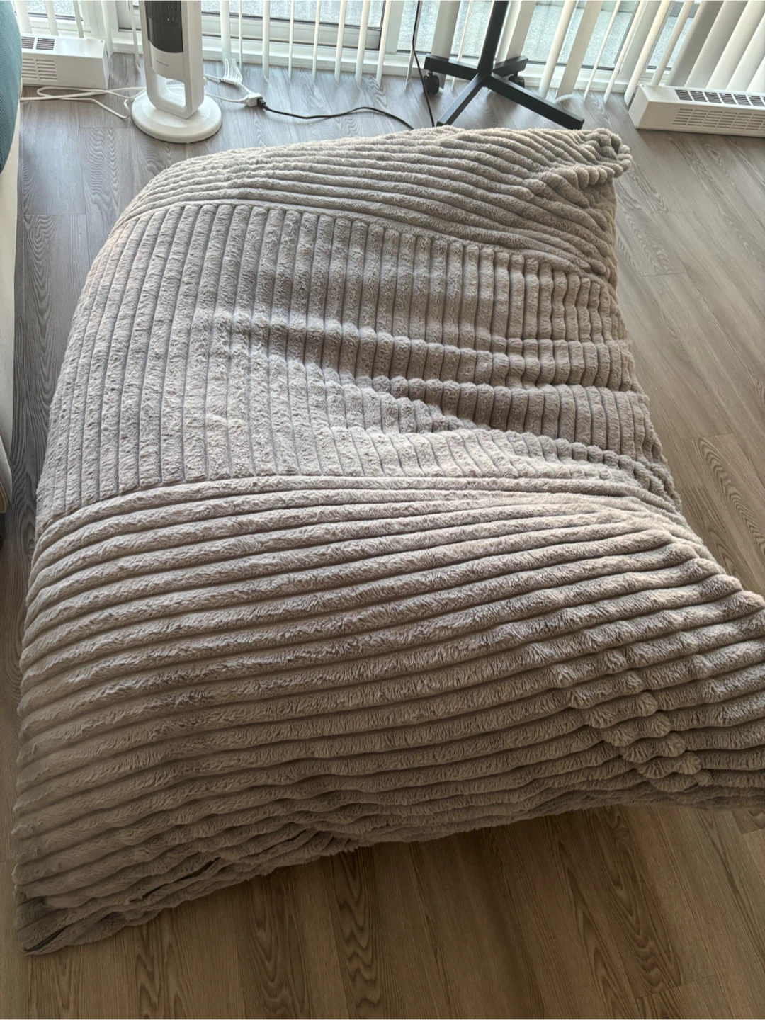 Large Bean Bag - NEED GONE ASAP