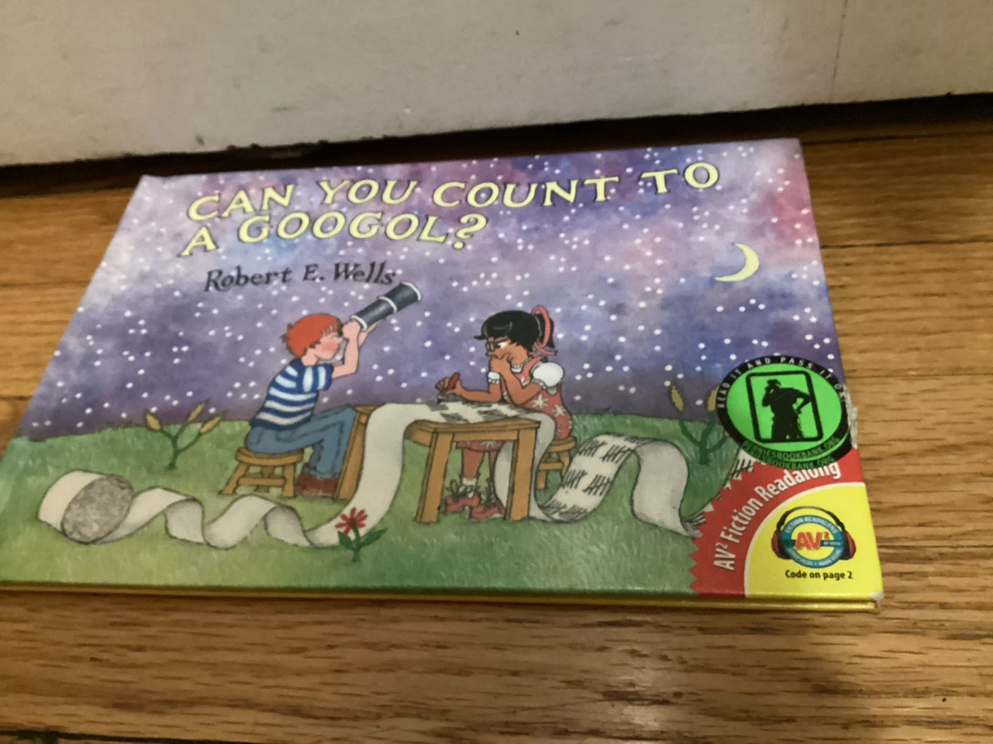 🏈Can You Count to a Googol? by Robert E. Wells