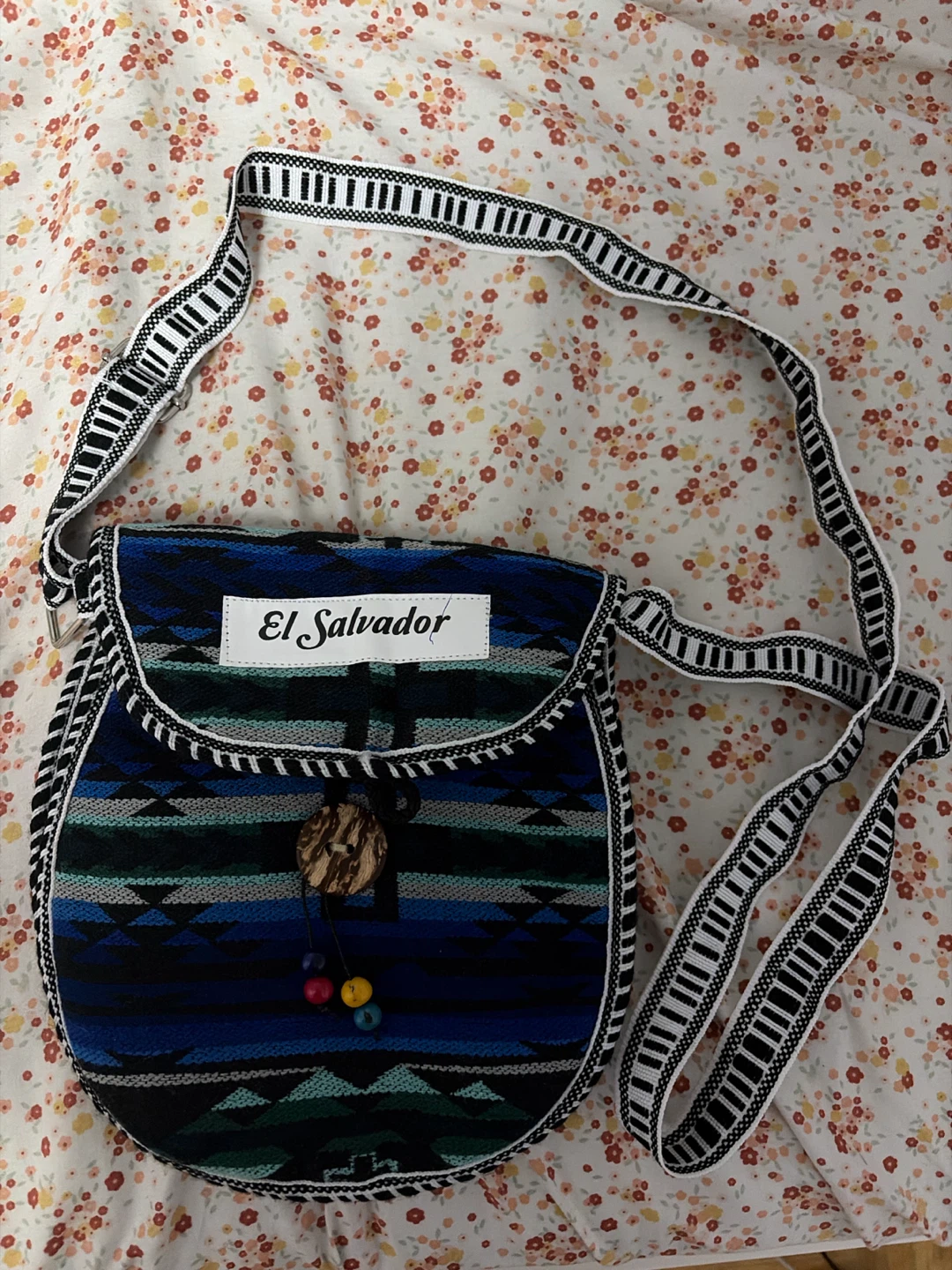 El Salvador Woven Crossbody Bag