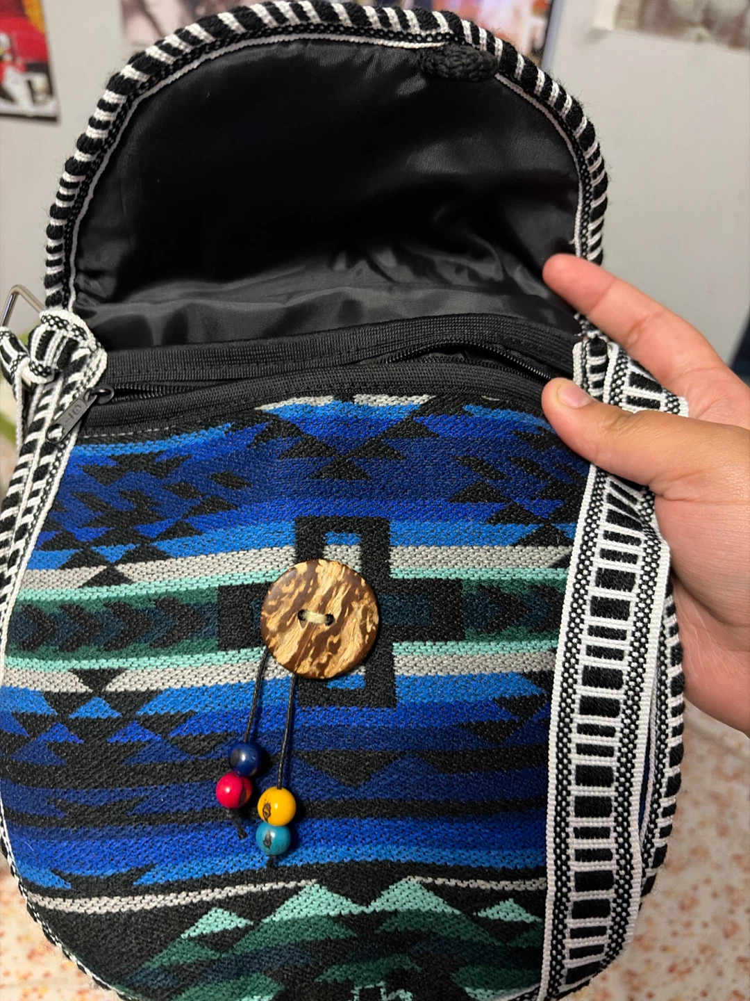 El Salvador Woven Crossbody Bag - photo 3