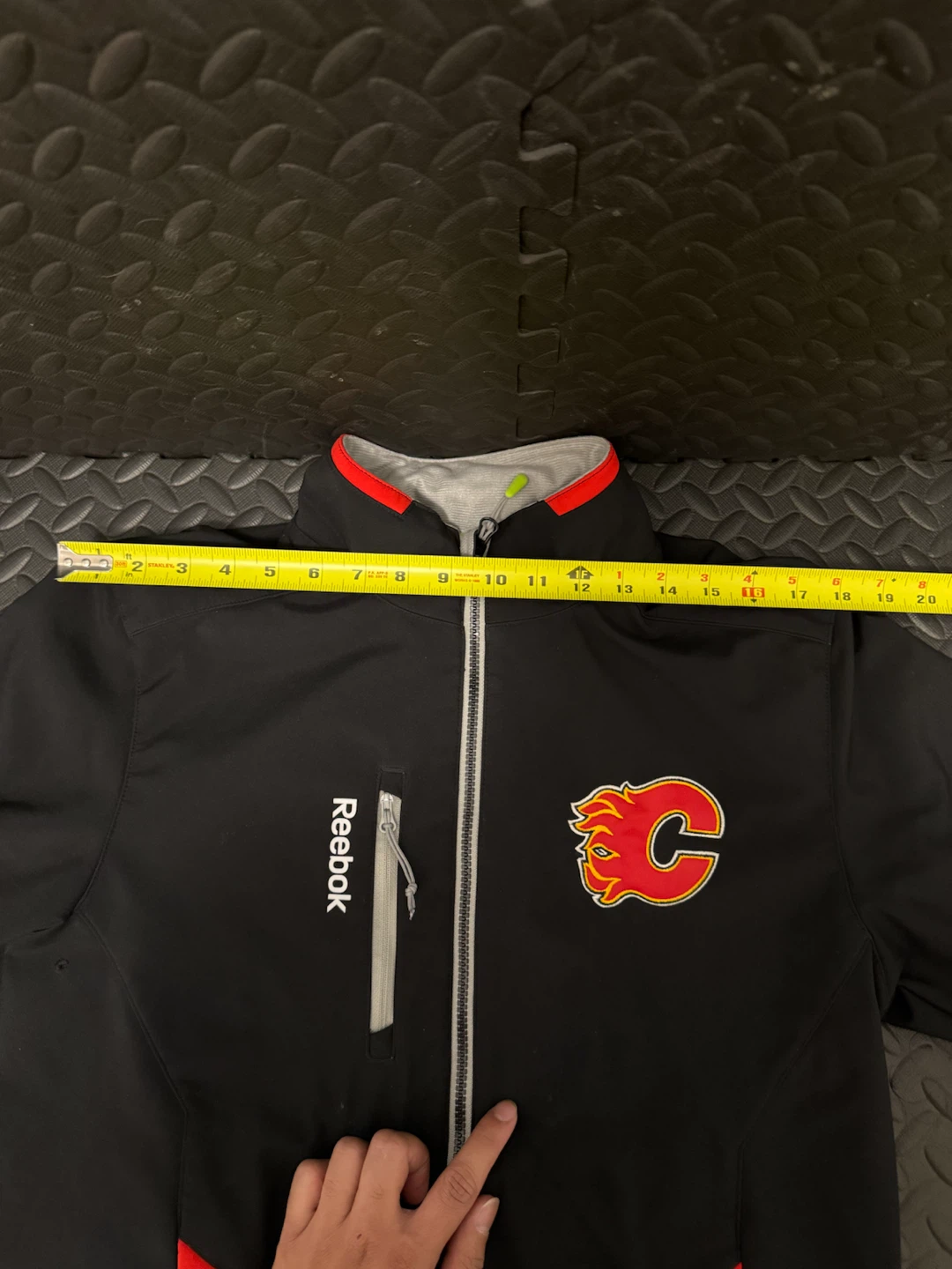 Reebok Calgary Flames Center Ice Jacket - photo 3