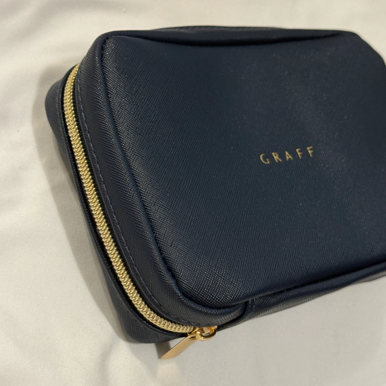 Graff travel pouch - photo 3