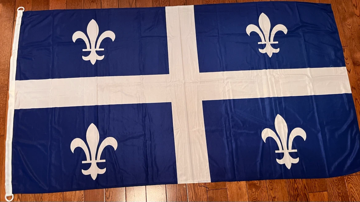 NEW Quebec Flag