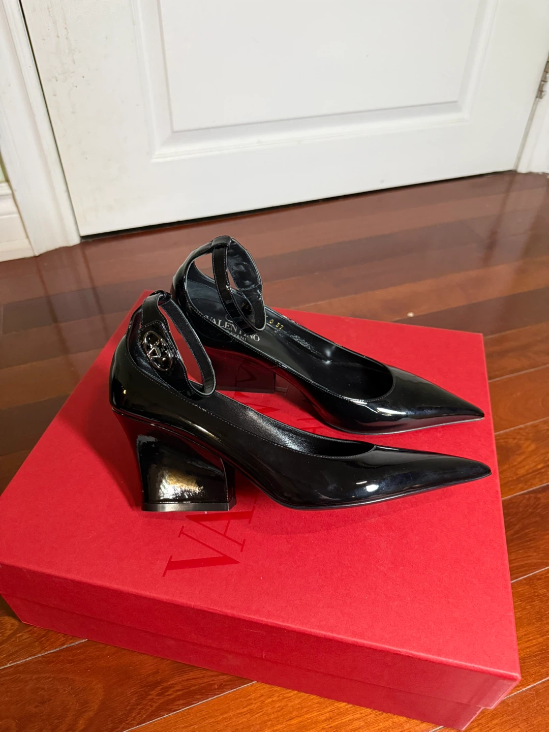Valentino Garavani Black Patent Ankle Strap Heels Size 37