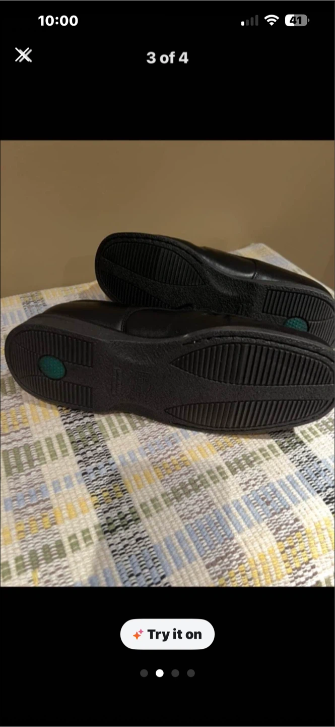 Manolo Black Leather Shoes Size 42 - photo 2