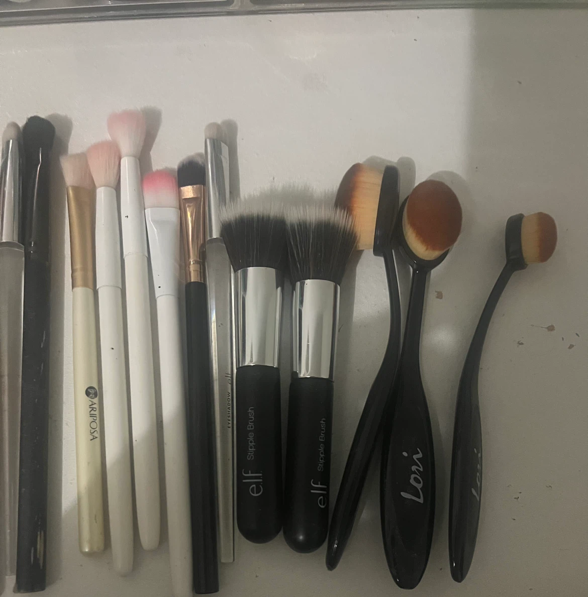 Assorted Makeup Brush Collection + Makeup bag - photo 4