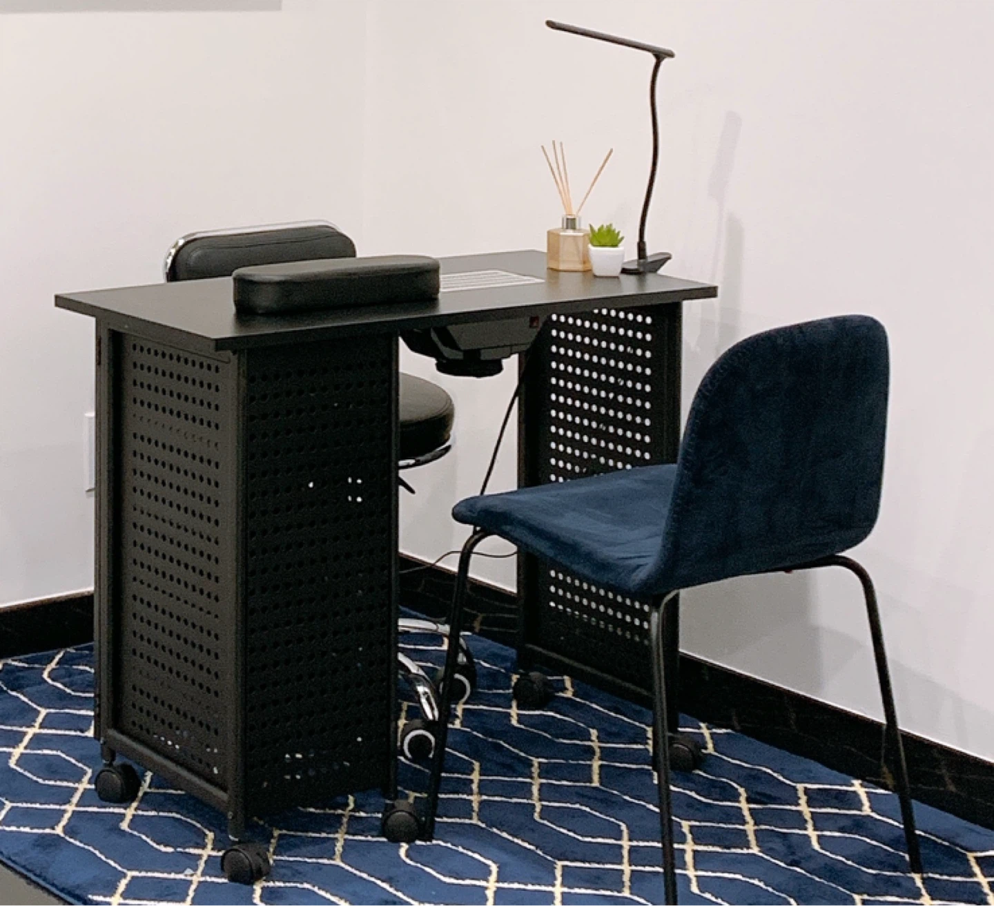 Gymax Manicure Nail Table Station - photo 2