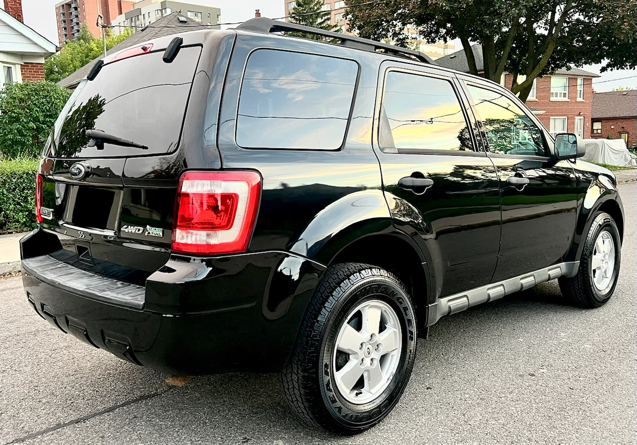 Ford Escape XLT 4WD - photo 3