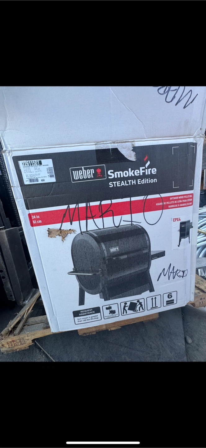 Weber SmokeFire Stealth Edition EPX4 Pellet Grill