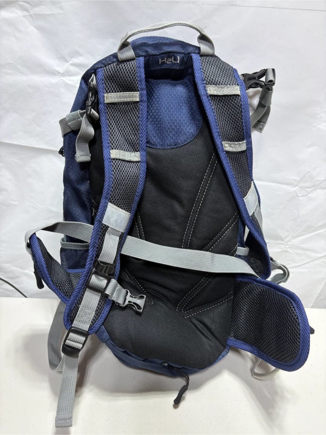 Reebok H2O Hydration Backpack - photo 2