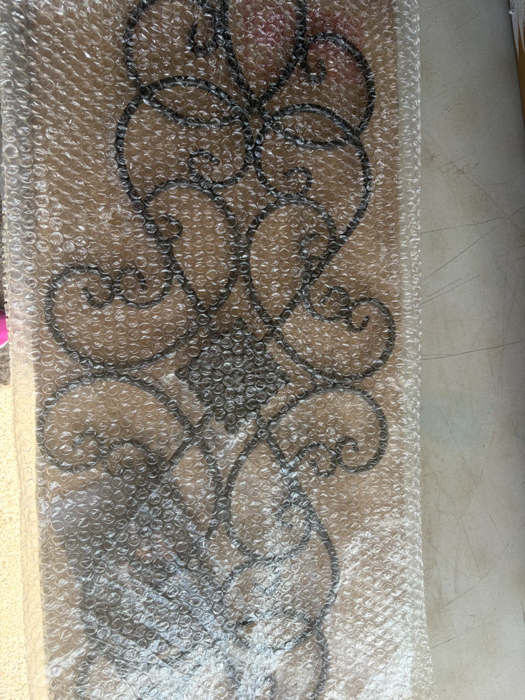 New in box Metal Wall Scroll Decor - photo 2