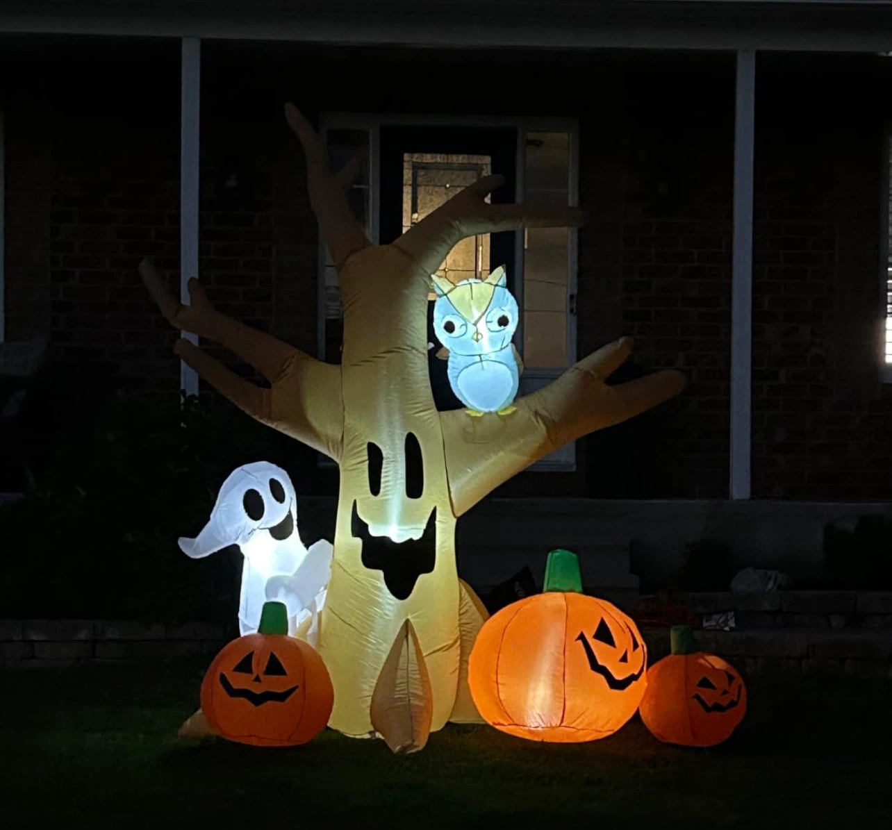 Halloween Inflatable Haunted Tree Decoration - photo 2