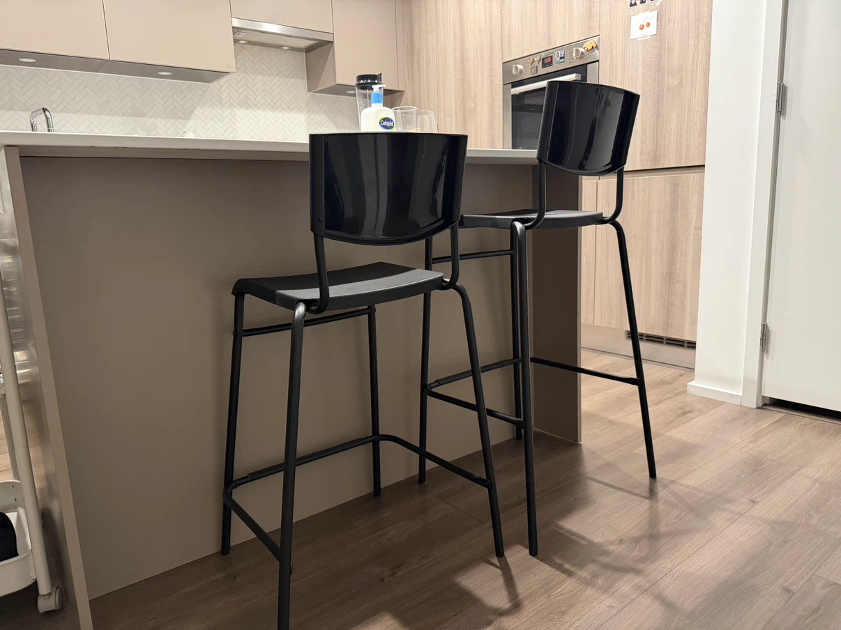 IKEA Bar Stools – FREE