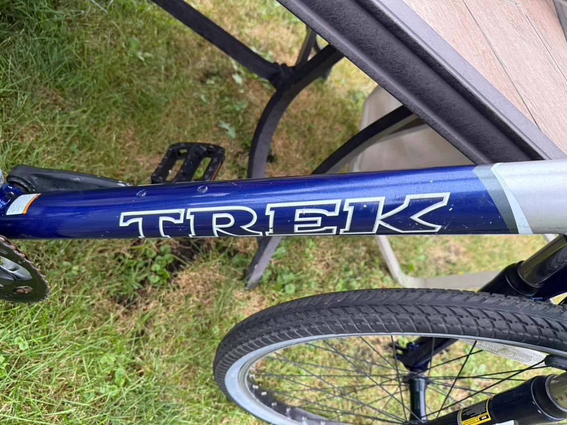Trek 3700 Mountain Bike - photo 3