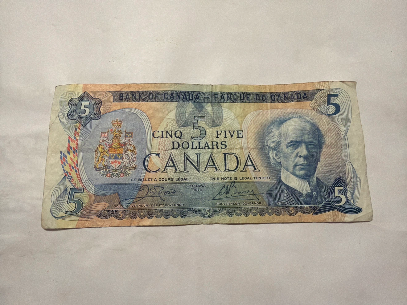 Vintage 1979 Bank of Canada Five Dollar Bill