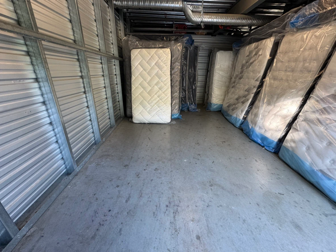 Brand new twin/queen size mattresses (must go) - photo 2